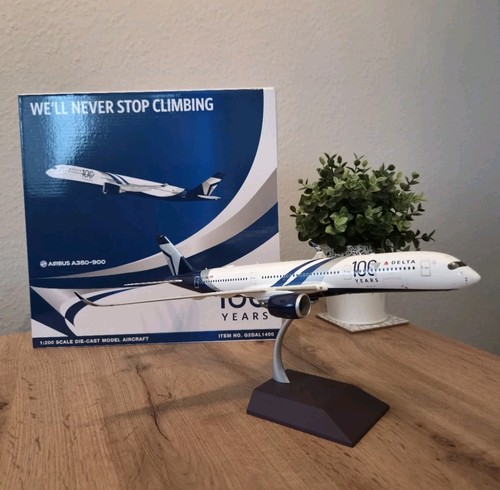 Gemini jets 200 a350 100 - 1:200, "100